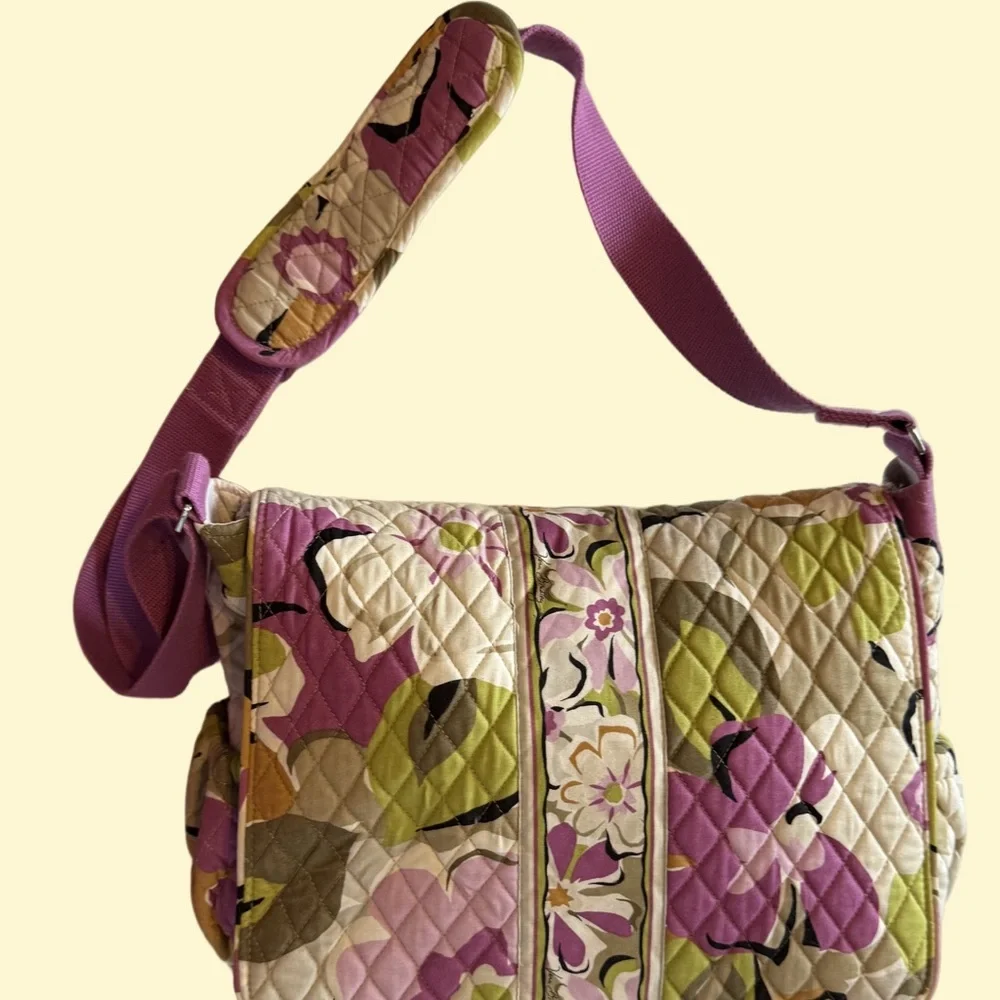 Vera Bradley Messenger Baby Bag Portobello Road Floral